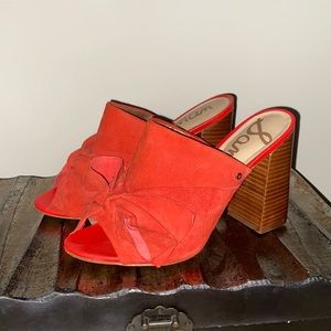 SE Slide Heels